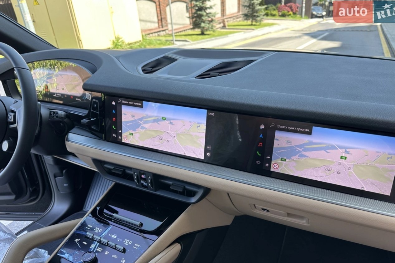 
								Porsche Cayenne 2025 full									